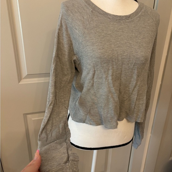 Brandy Melville basic grey cropped long sleeve top OS - Picture 4 of 10